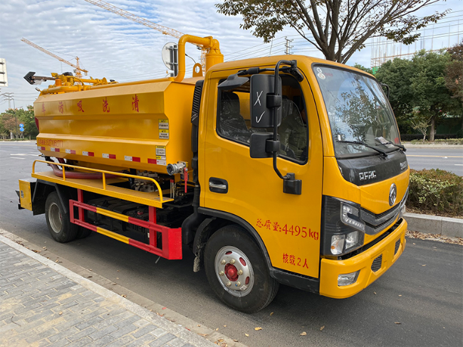 乌鲁木齐清洗吸污车